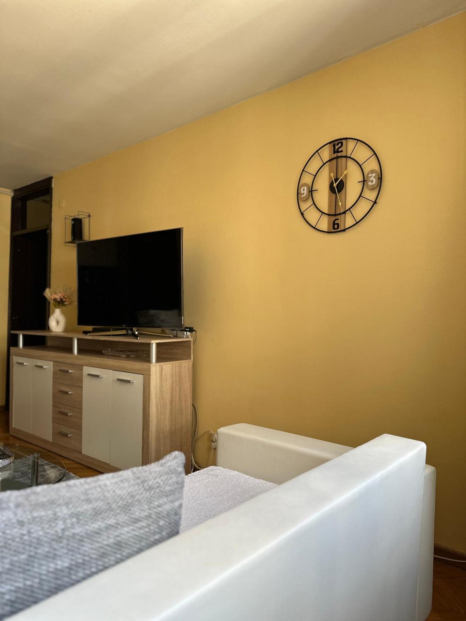 Aurelio Centar Apartment With Balcony And Free Parking SJJ Esterno foto